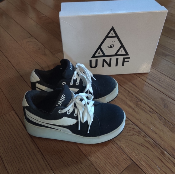 Rare Unif Platform Sneakers Unif Dose Sneakers - Picture 2 of 8